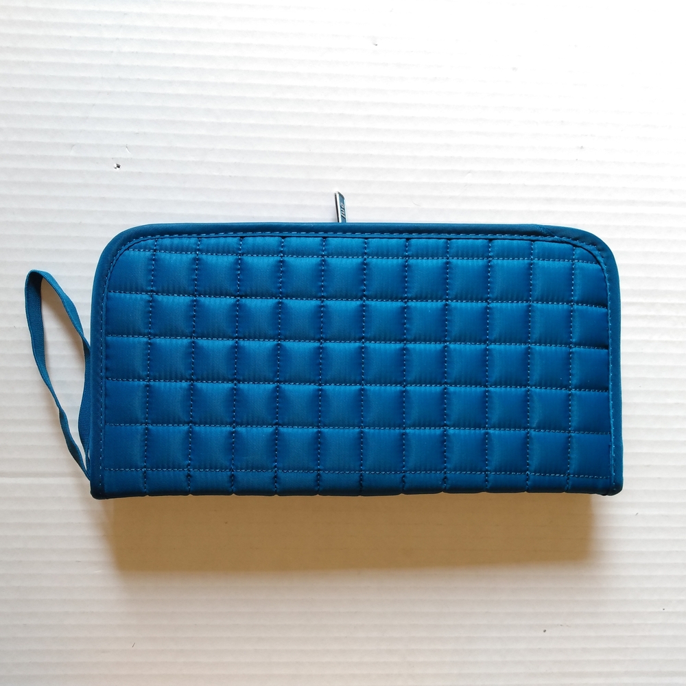 Lug Quilted Blue Travel Wallet With Handle